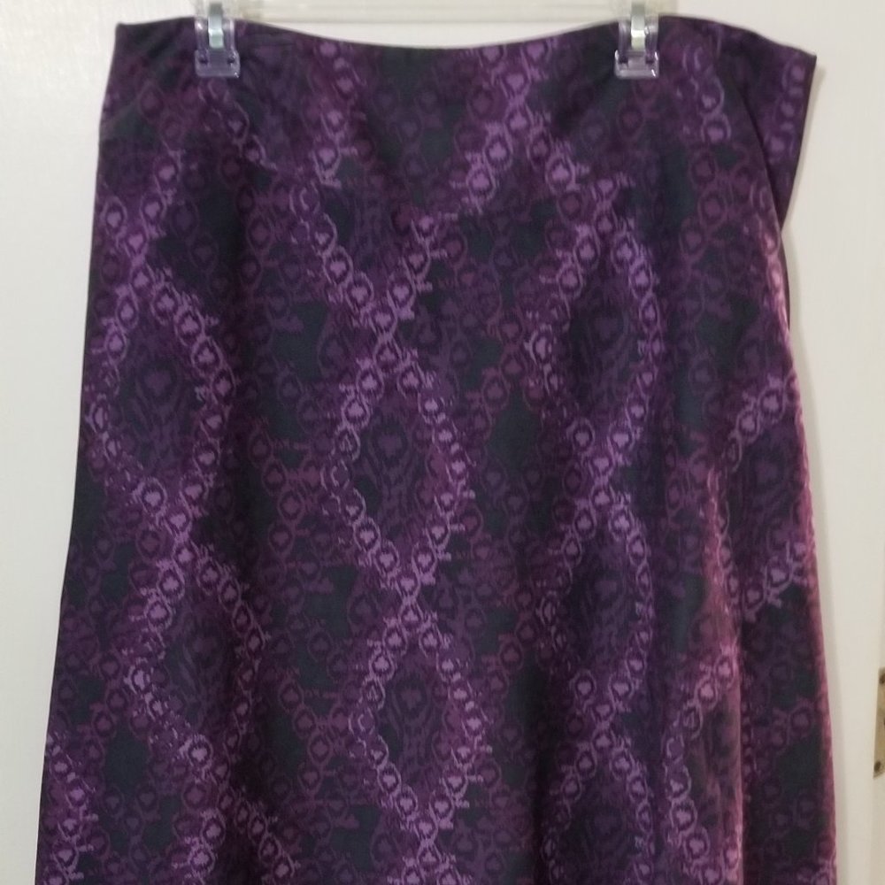 Knee length skirt